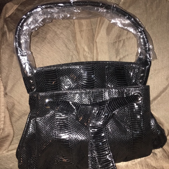 👜BeautiControl Purse - Picture 4 of 7